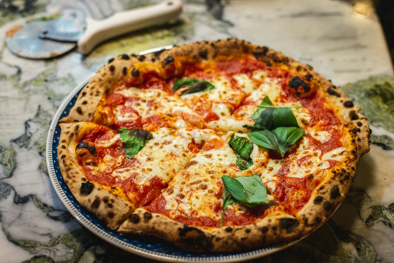 Pizza napoletana tradizionale